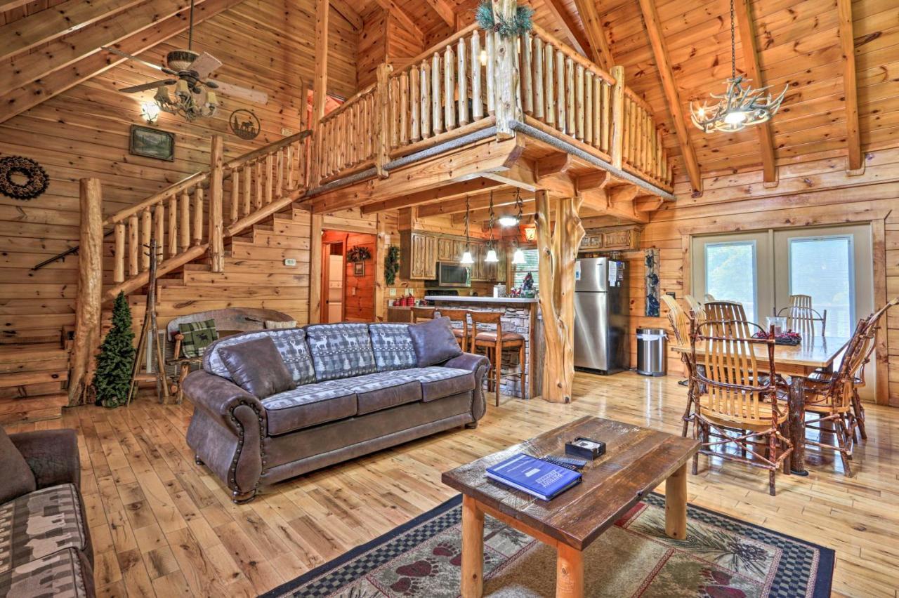 Pigeon Forge Getaway With Covered Patio And Hot Tub! Экстерьер фото