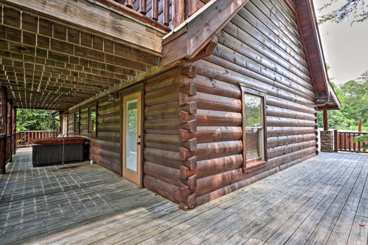 Pigeon Forge Getaway With Covered Patio And Hot Tub! Экстерьер фото