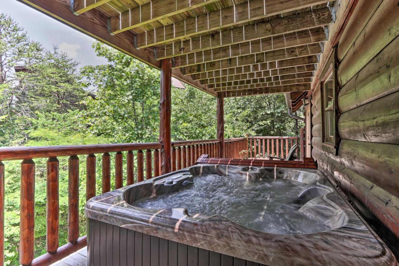 Pigeon Forge Getaway With Covered Patio And Hot Tub! Экстерьер фото