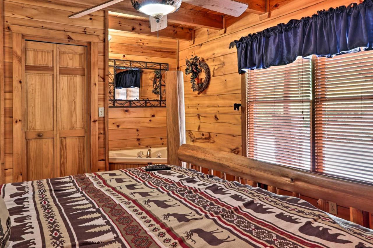 Pigeon Forge Getaway With Covered Patio And Hot Tub! Экстерьер фото