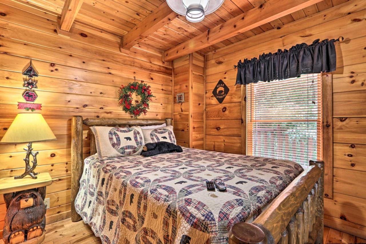 Pigeon Forge Getaway With Covered Patio And Hot Tub! Экстерьер фото