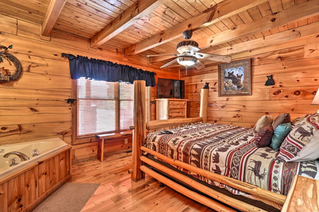 Pigeon Forge Getaway With Covered Patio And Hot Tub! Экстерьер фото