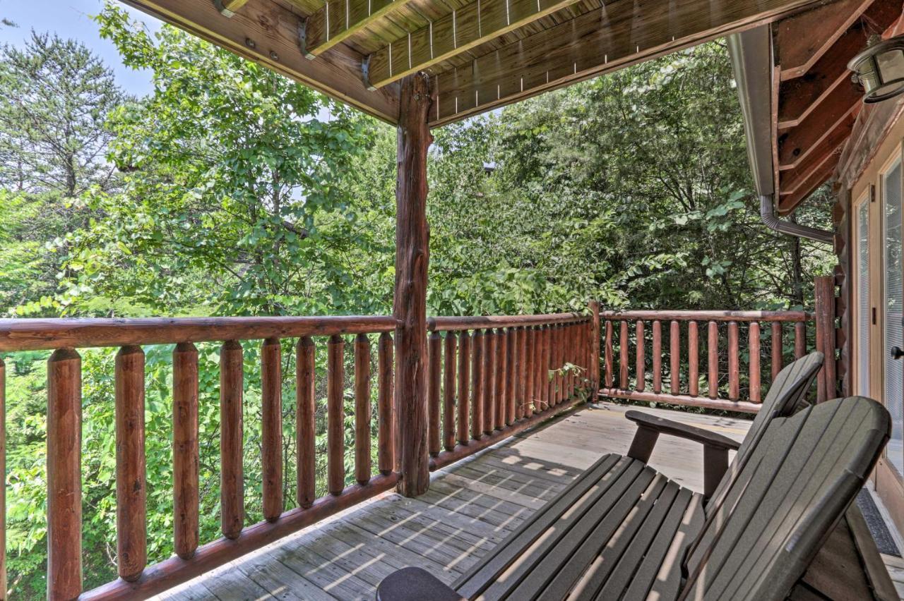Pigeon Forge Getaway With Covered Patio And Hot Tub! Экстерьер фото