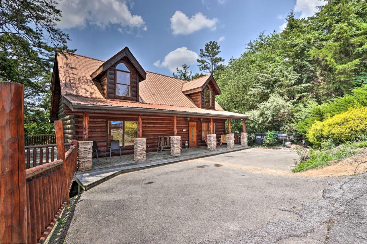 Pigeon Forge Getaway With Covered Patio And Hot Tub! Экстерьер фото